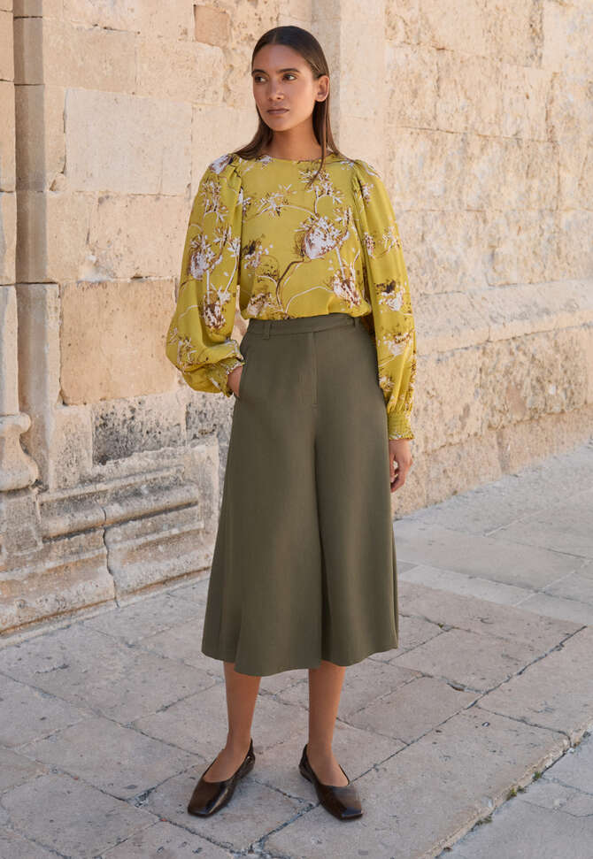 Printed gathered-sleeve blouse, Chartreuse, completeTheLook