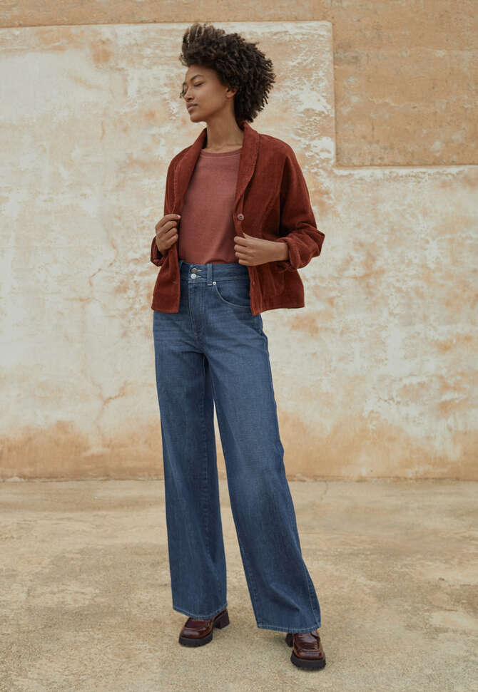Denim jeans, Dark washed sanded, completeTheLook