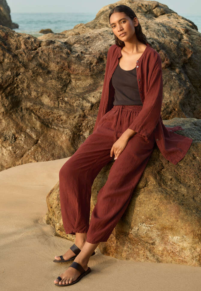 Pull-on tapered trousers, Chilli brown, completeTheLook