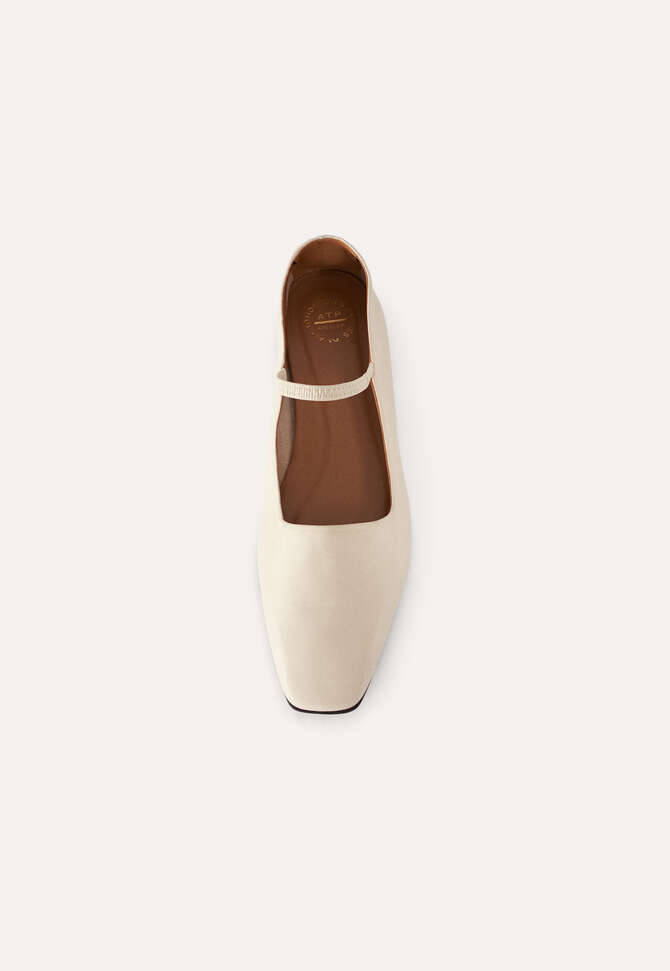 Mary Jane pumps, Linen, completeTheLook