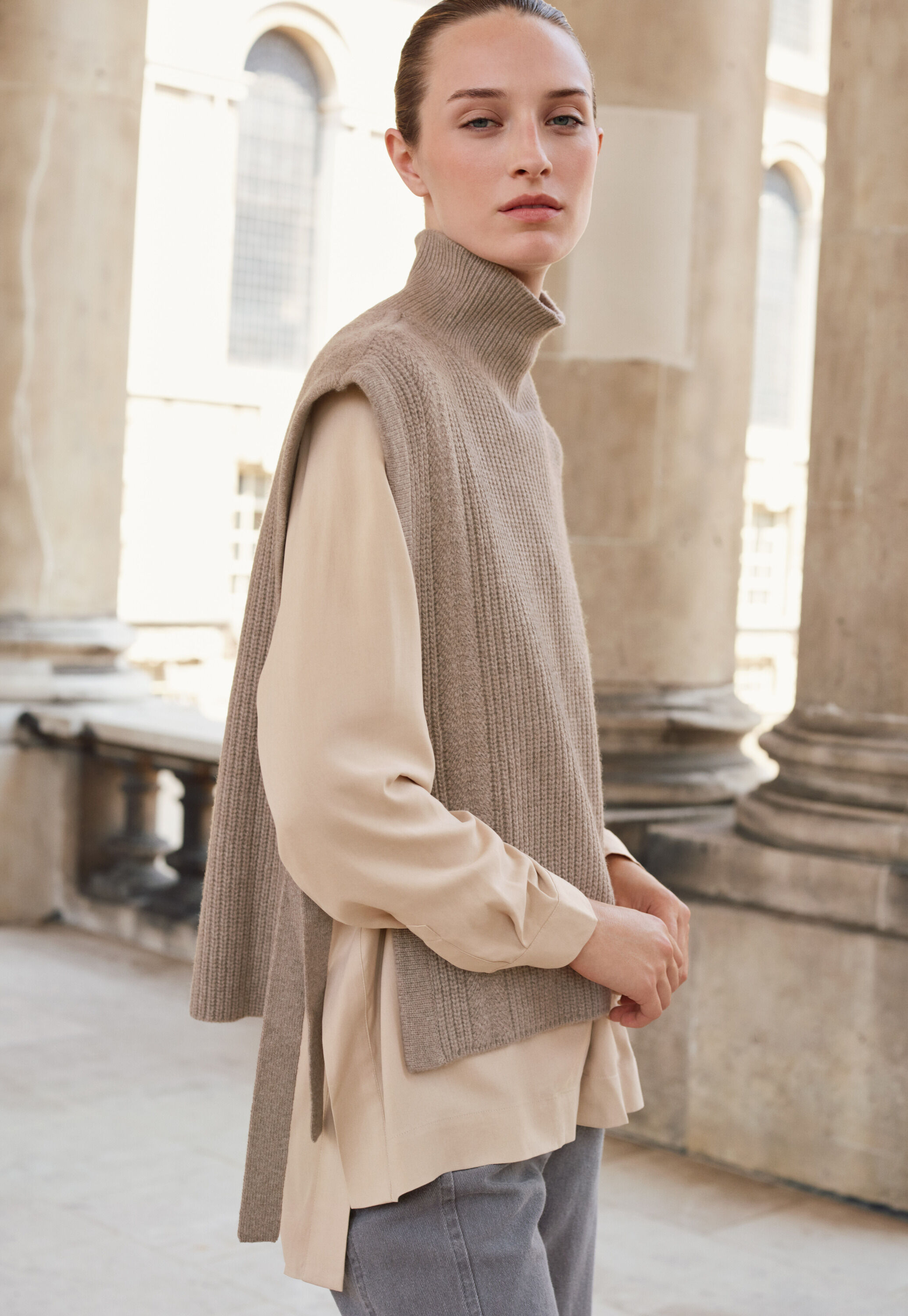 Zip-front cardigan