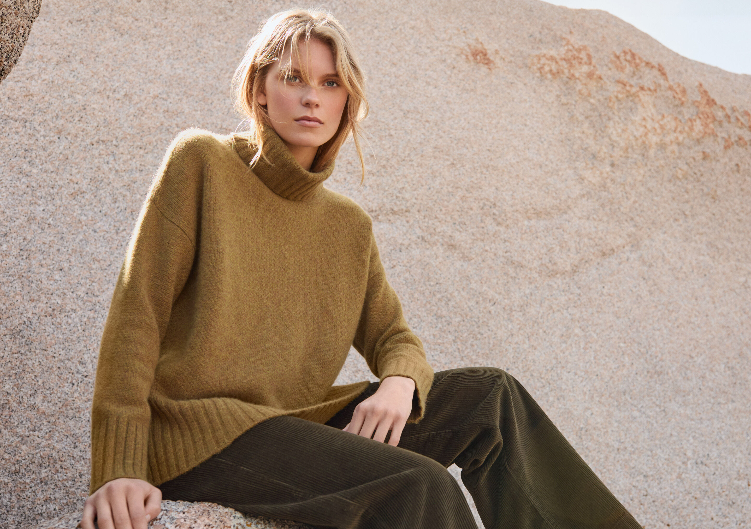 Roll-neck sweater