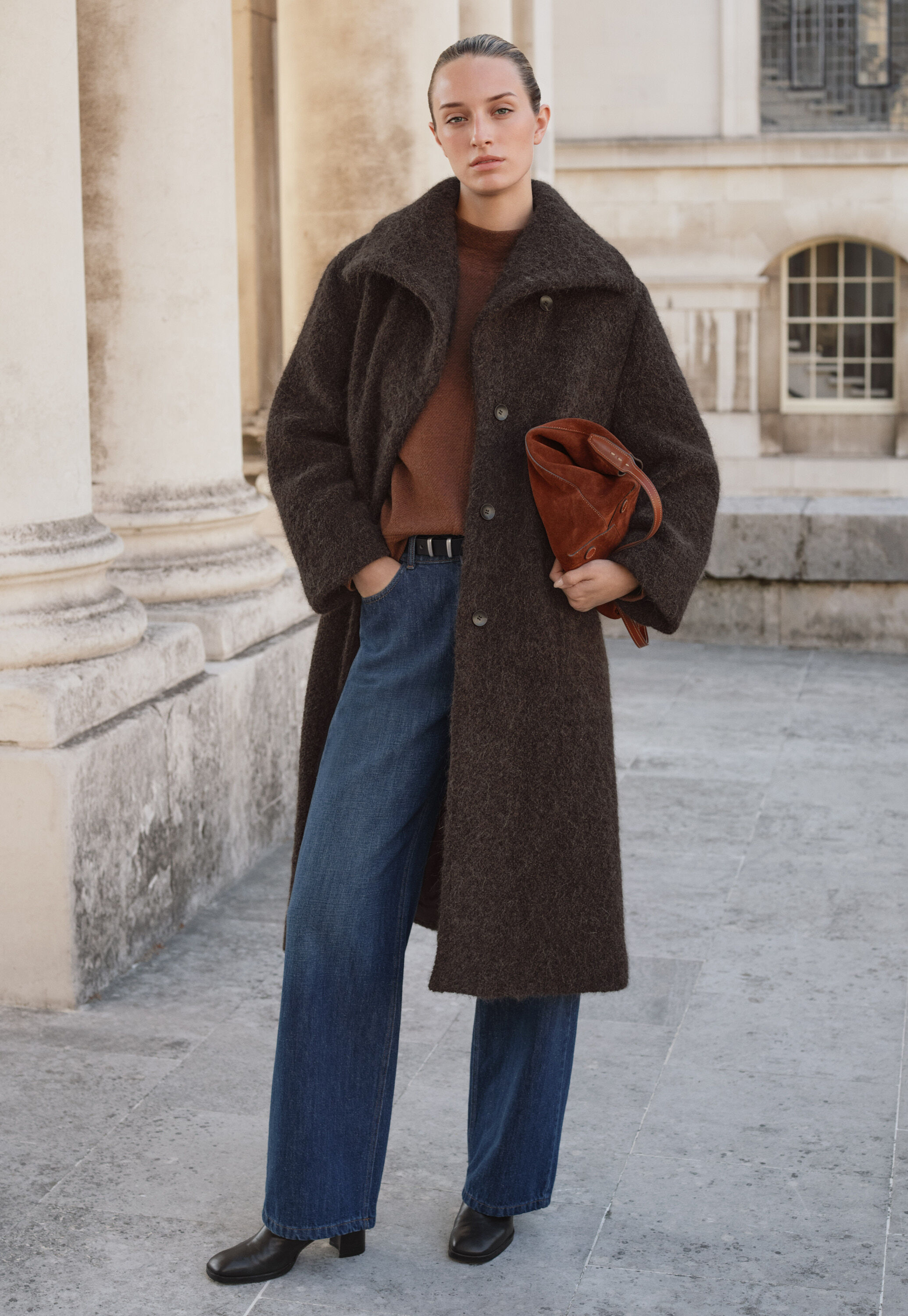 Boucl&eacute; coat