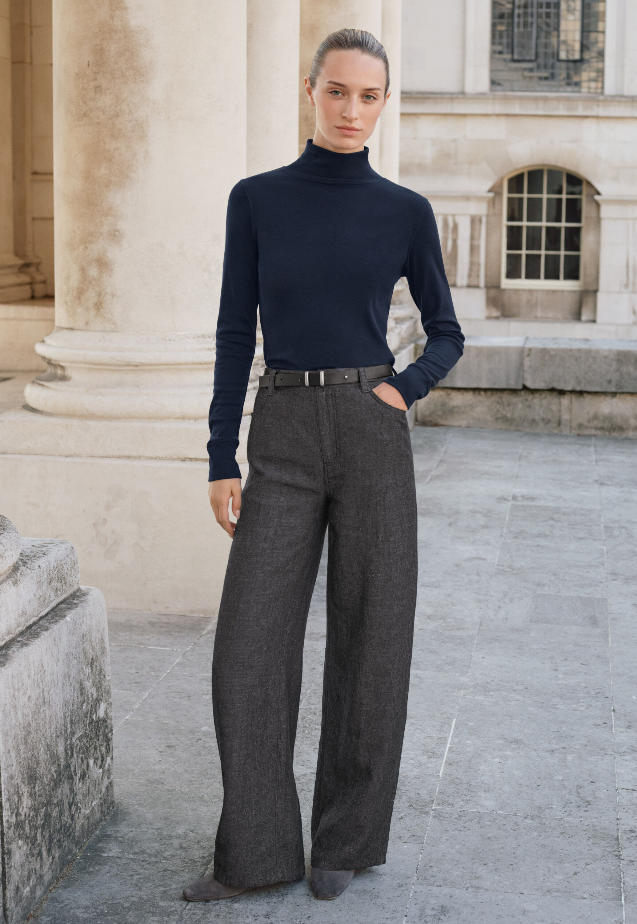 Wide & straight leg trousers