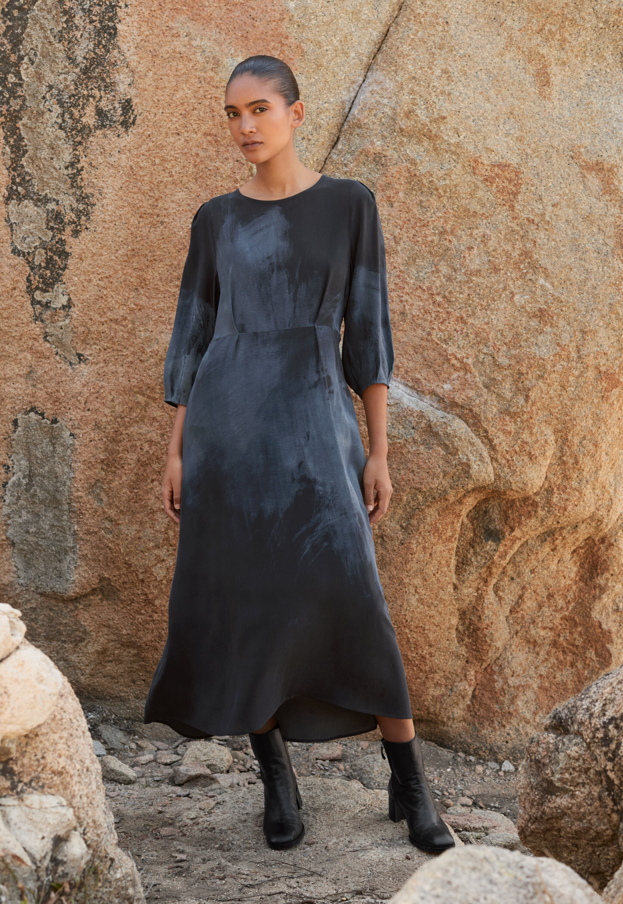 Sleeveless dress