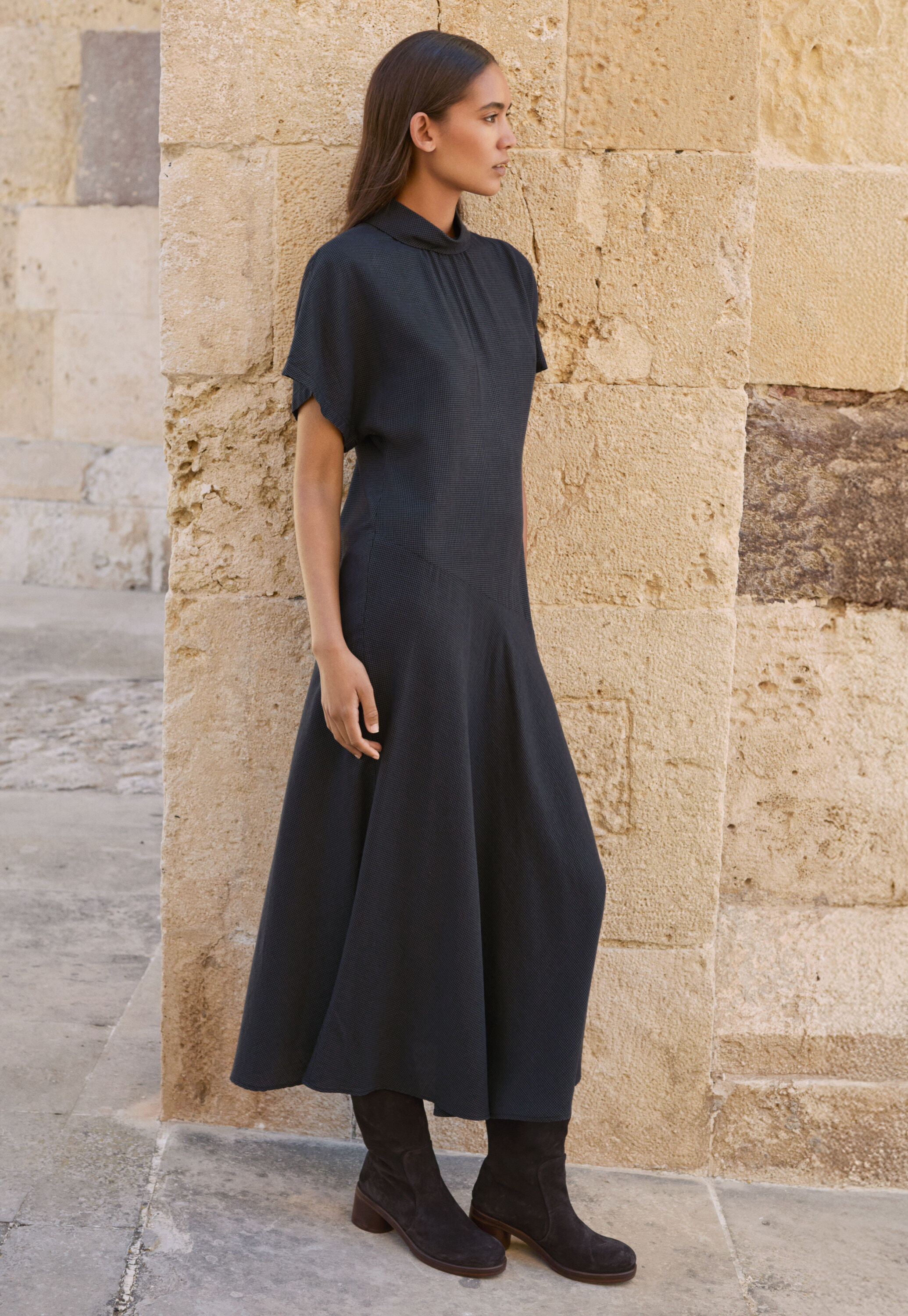 Sleeveless dress
