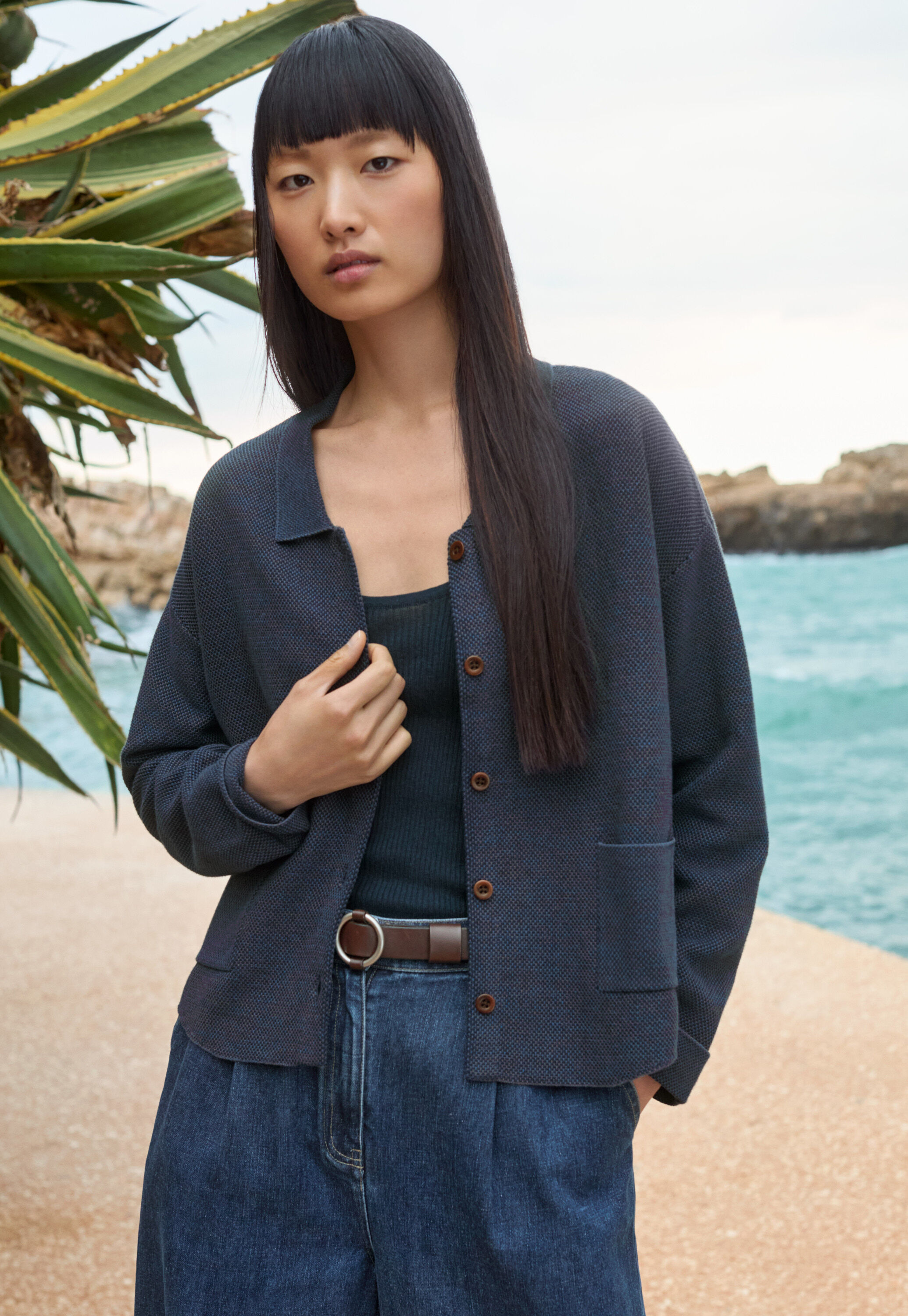 Edge-to-edge cardigan