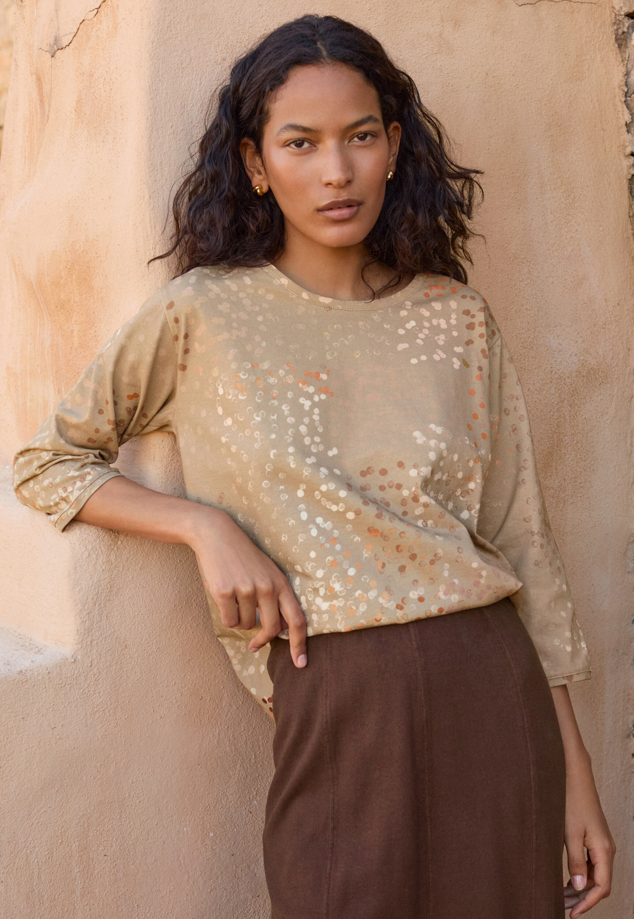 Button-shoulder top