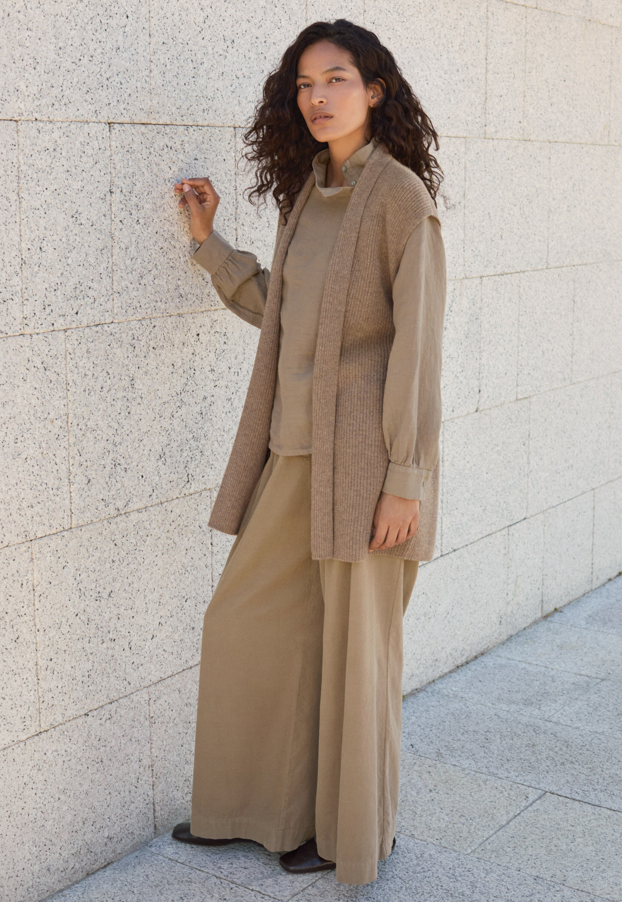 Edge-to-edge cardigan
