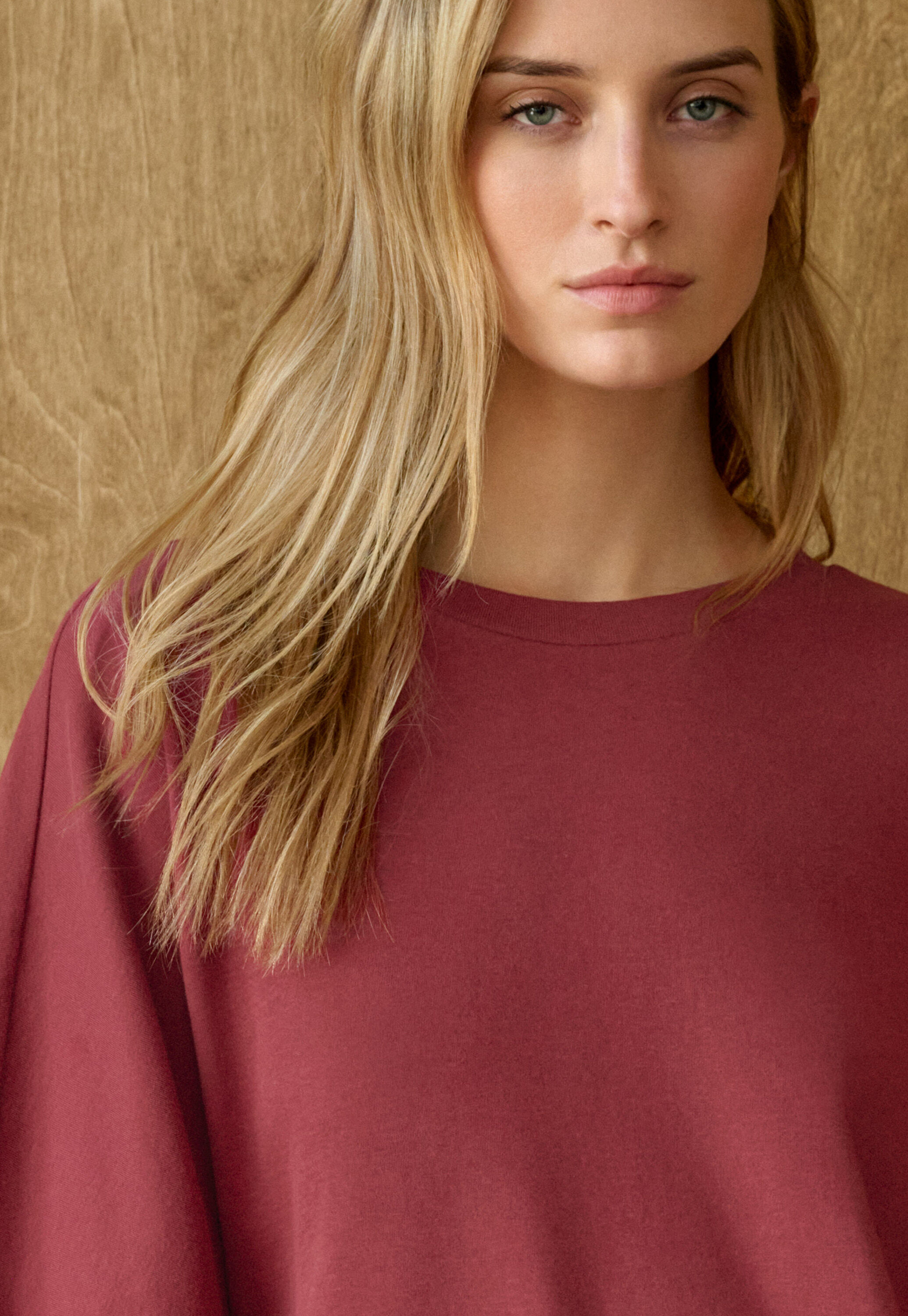 Button-shoulder top