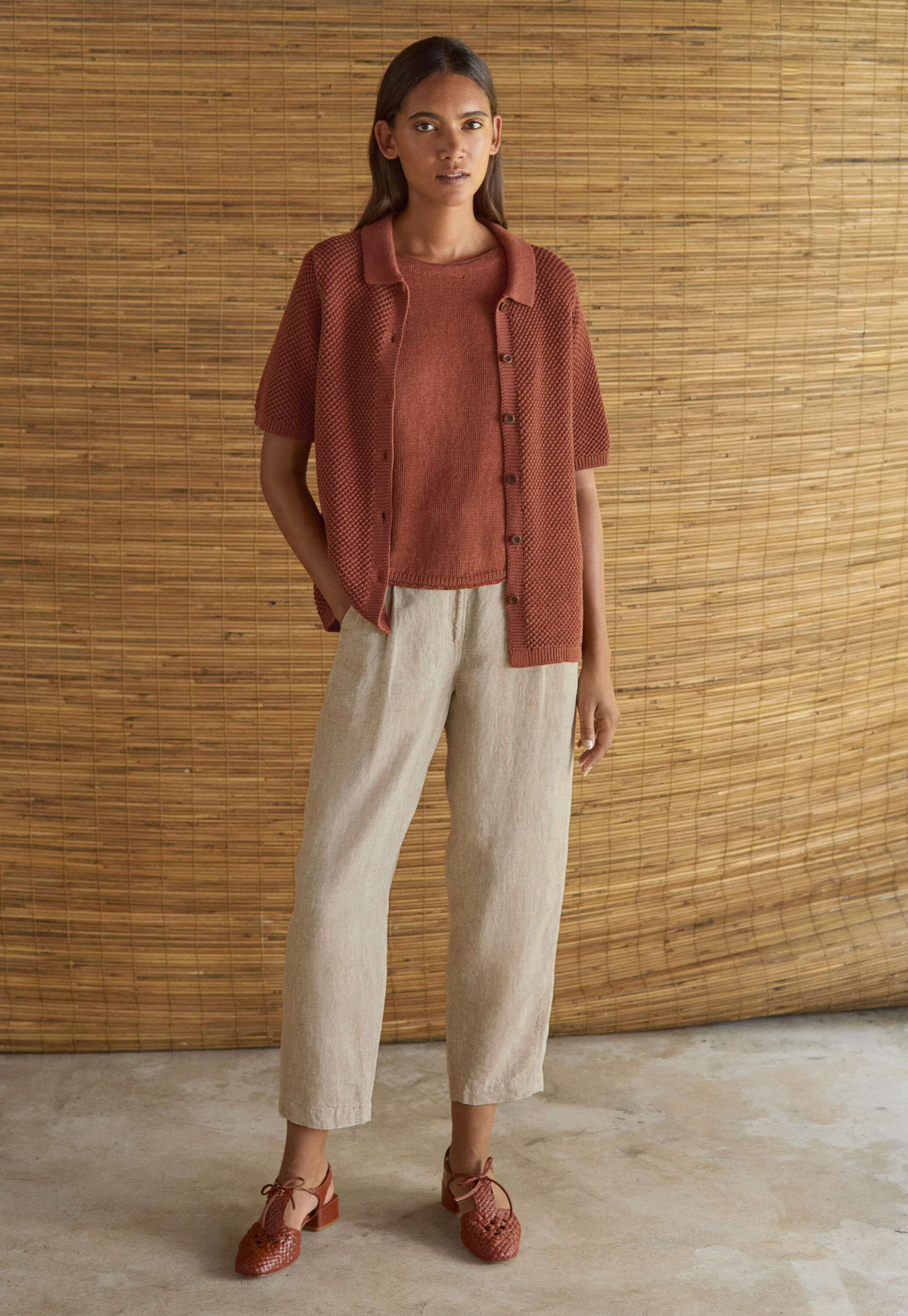 Cropped tapered trousers