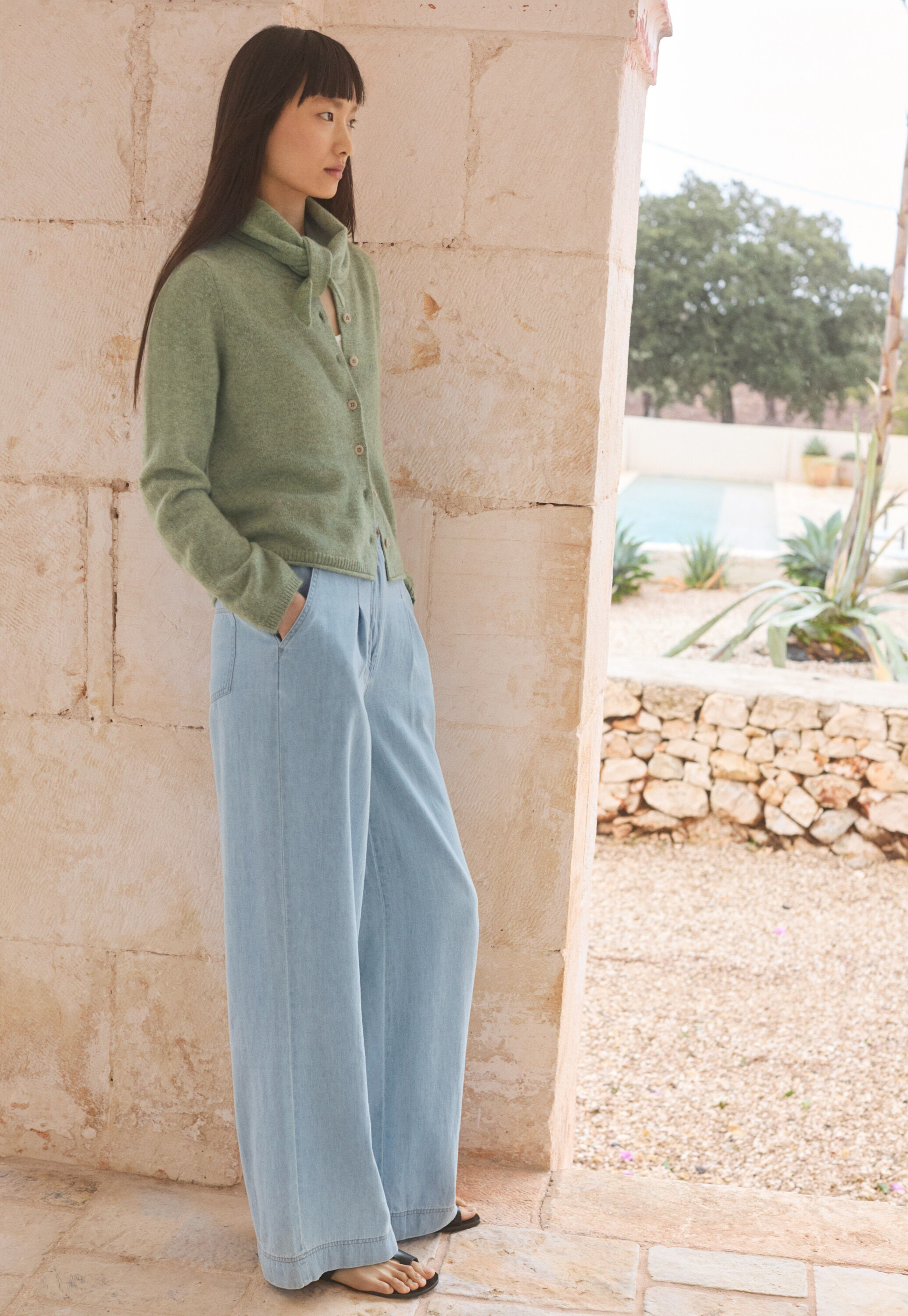 Indigo-dyed wide trousers, Pale denim, large