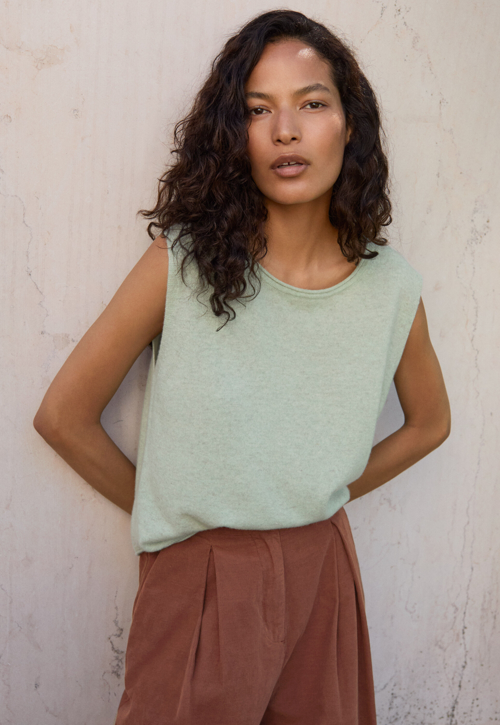Knitted sleeveless sweater