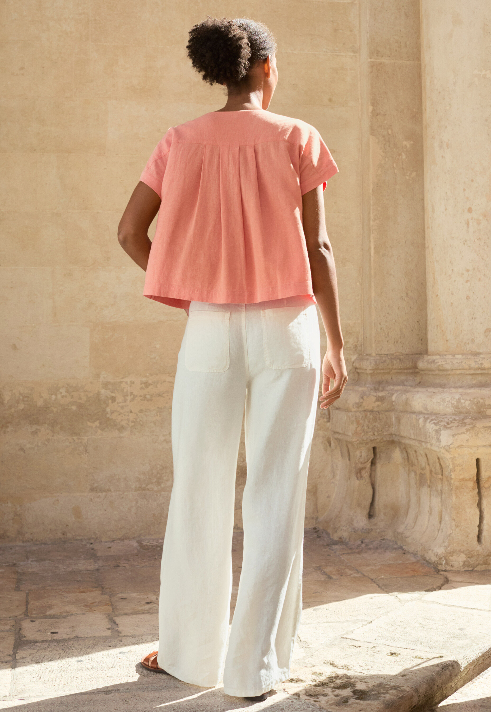 Wide-leg jeans