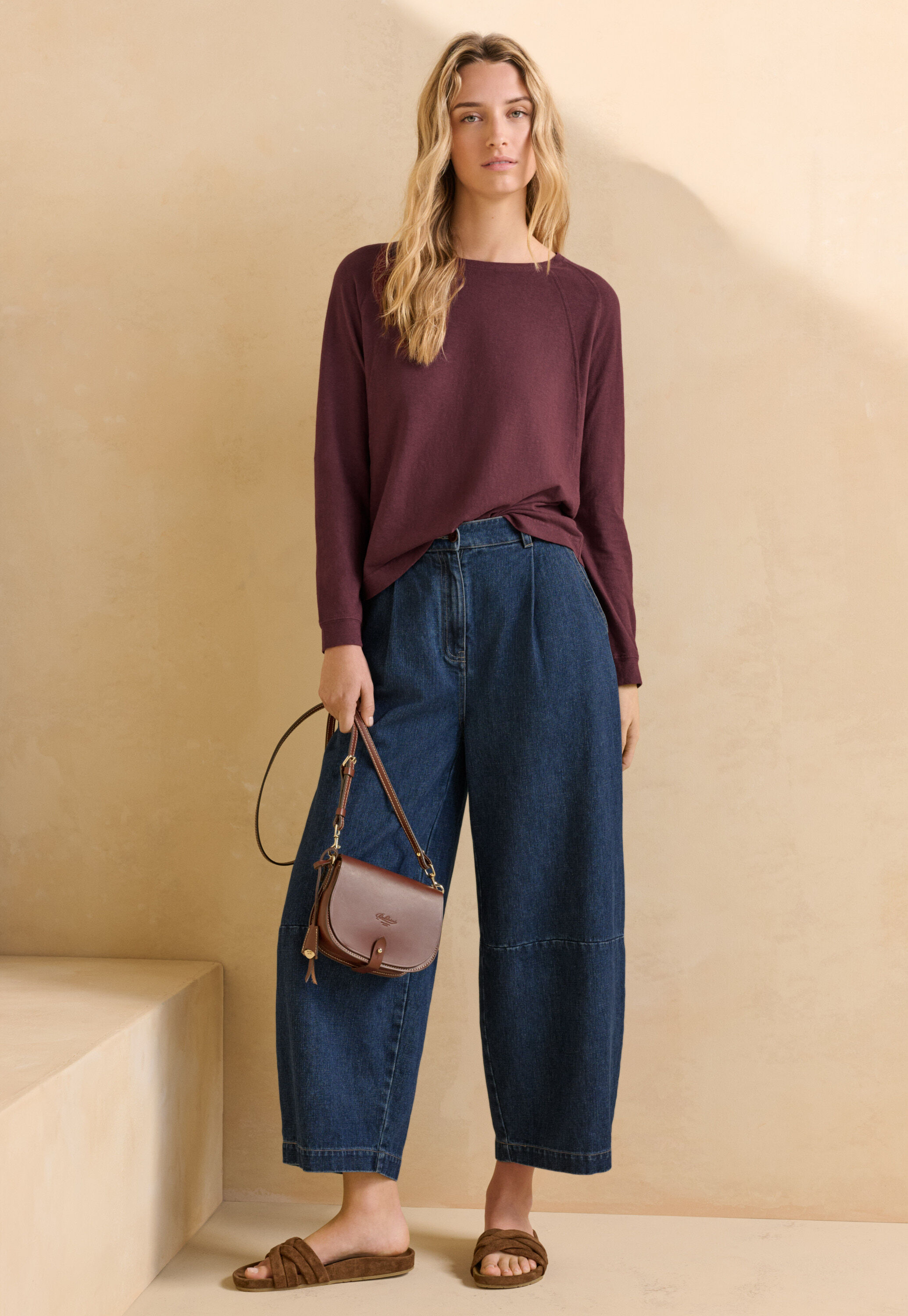 Barrel-leg trousers, Dark denim, large
