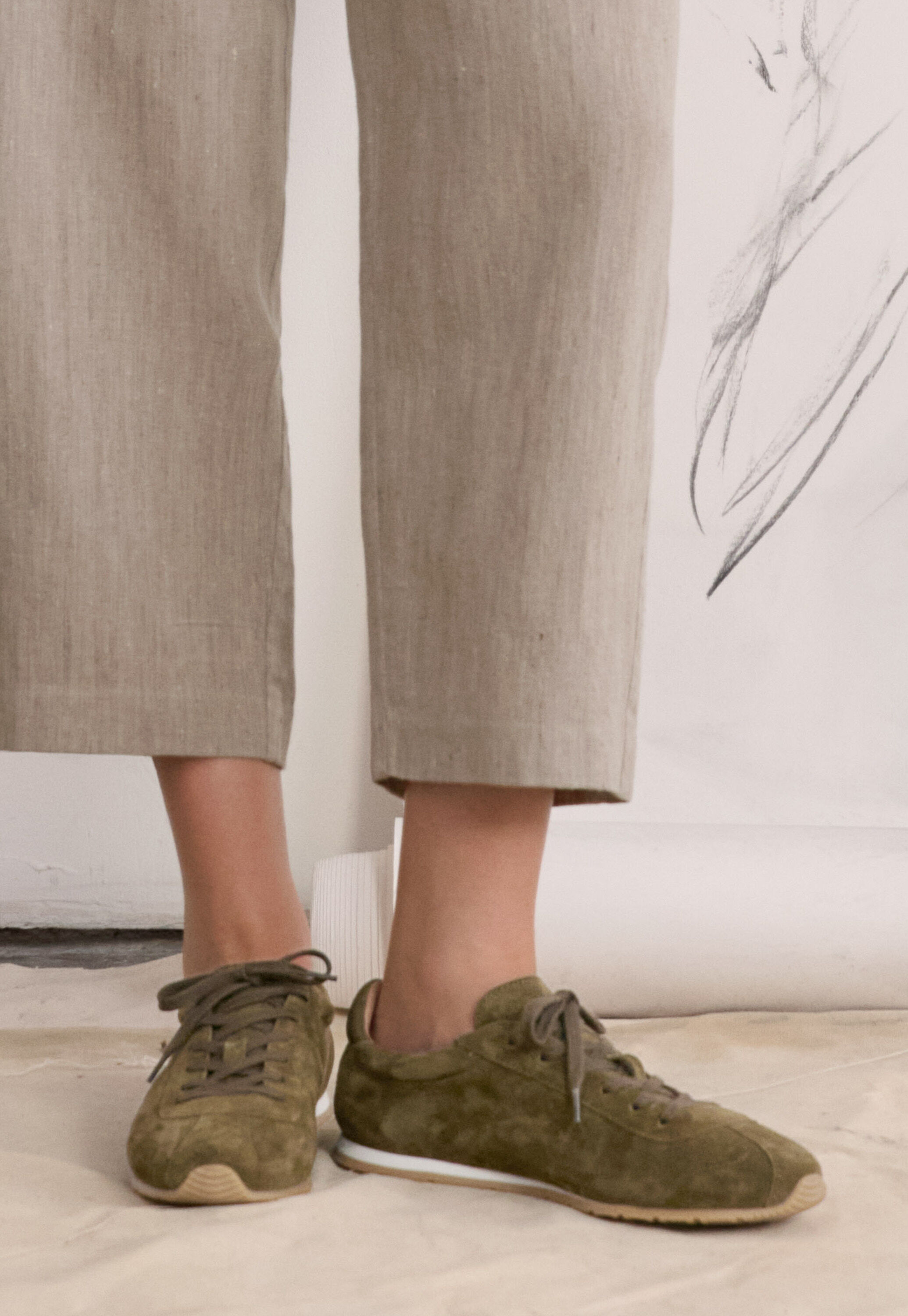 Lace-up trainers