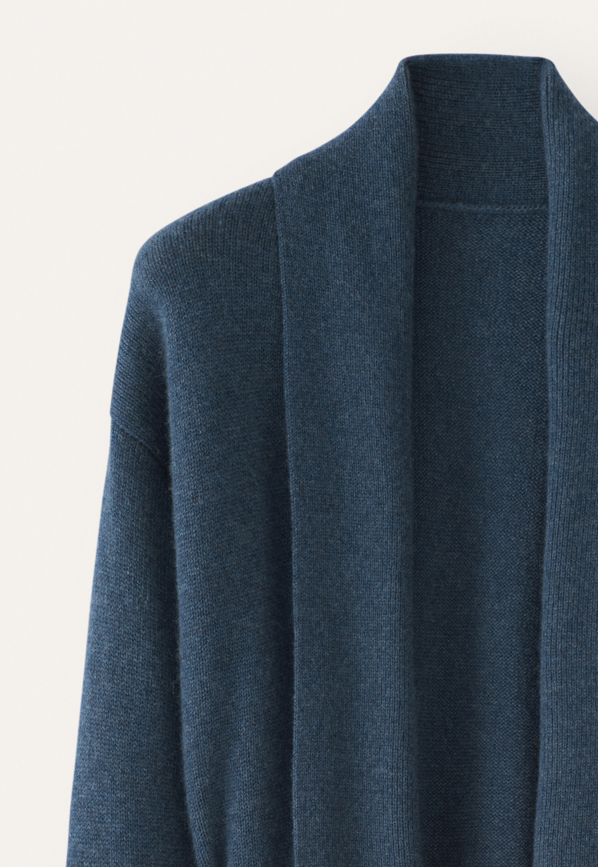 Knitted robe
