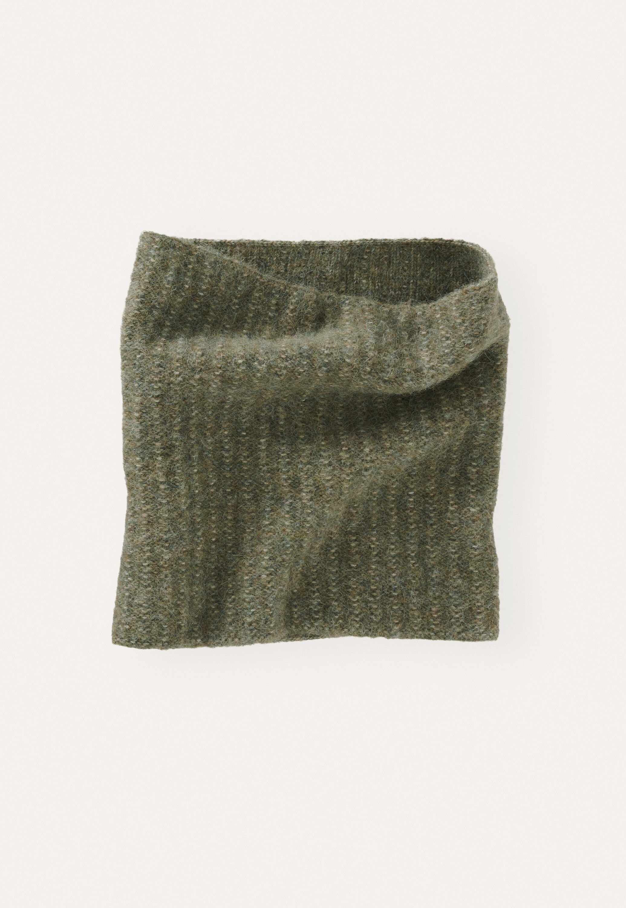 Knitted snood